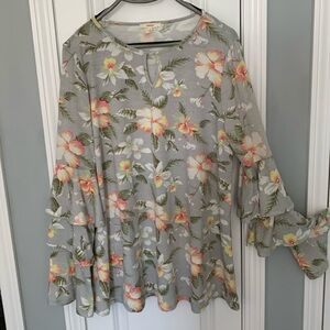 easel tunic top